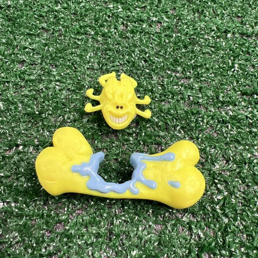 Vintage Stretch Armstrong 1993 Fetch Rare Dog Mini Bone‎ & Bug Accessory Items